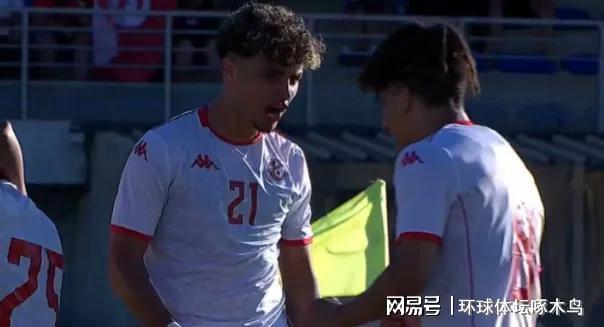 两站网球赛首轮多位选手晋级