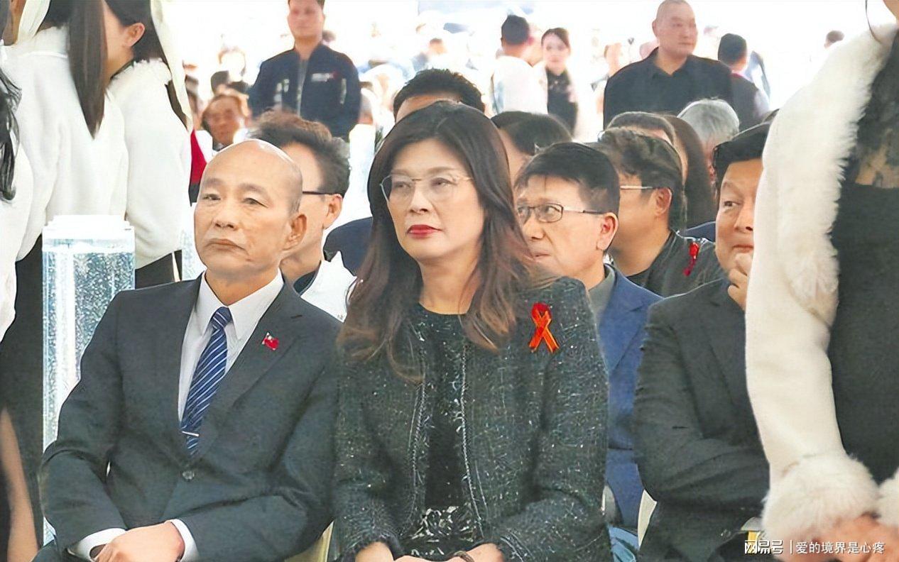 郑钦文放弃亚运会卫冕引发辩论，新科法网亚军哈雷首战出局遭调侃