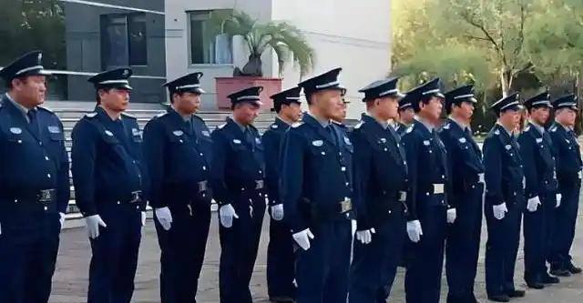 熊猫体育效力8年成为总冠军中锋!是时候打主力了,联手东契奇?