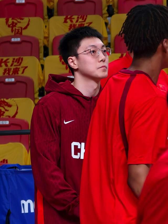 熊猫体育-尼克斯vs马刺G5前瞻：尼克斯手握赛点冲冠 马刺绝境破釜沉舟