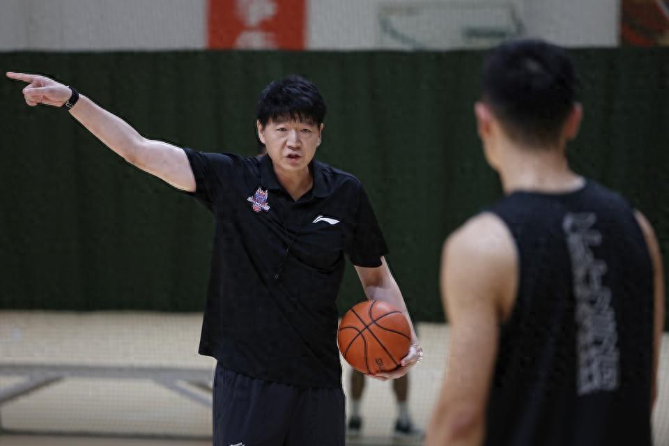 尼克斯夺冠启示录:纳斯与76人该学“深度为王”
