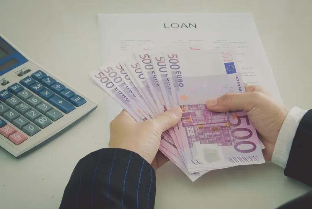 可签3年6000万?范弗里特或让步,火箭留下伊森,引援还剩1200万