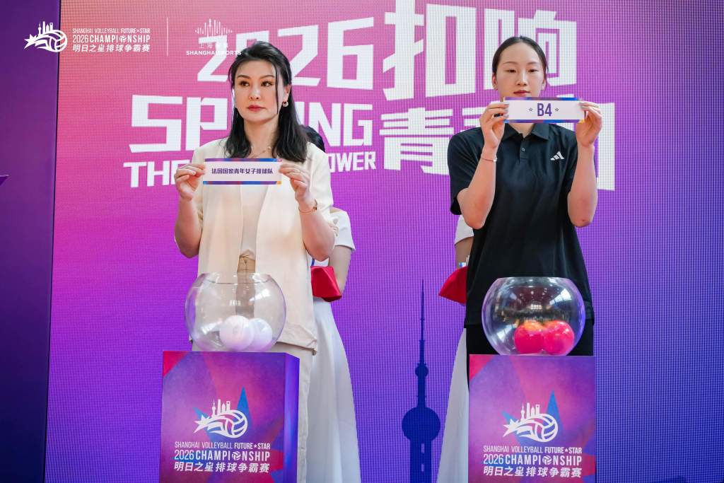 詹姆斯下家争夺进入白热化:三大热门球队谁能最终胜出?