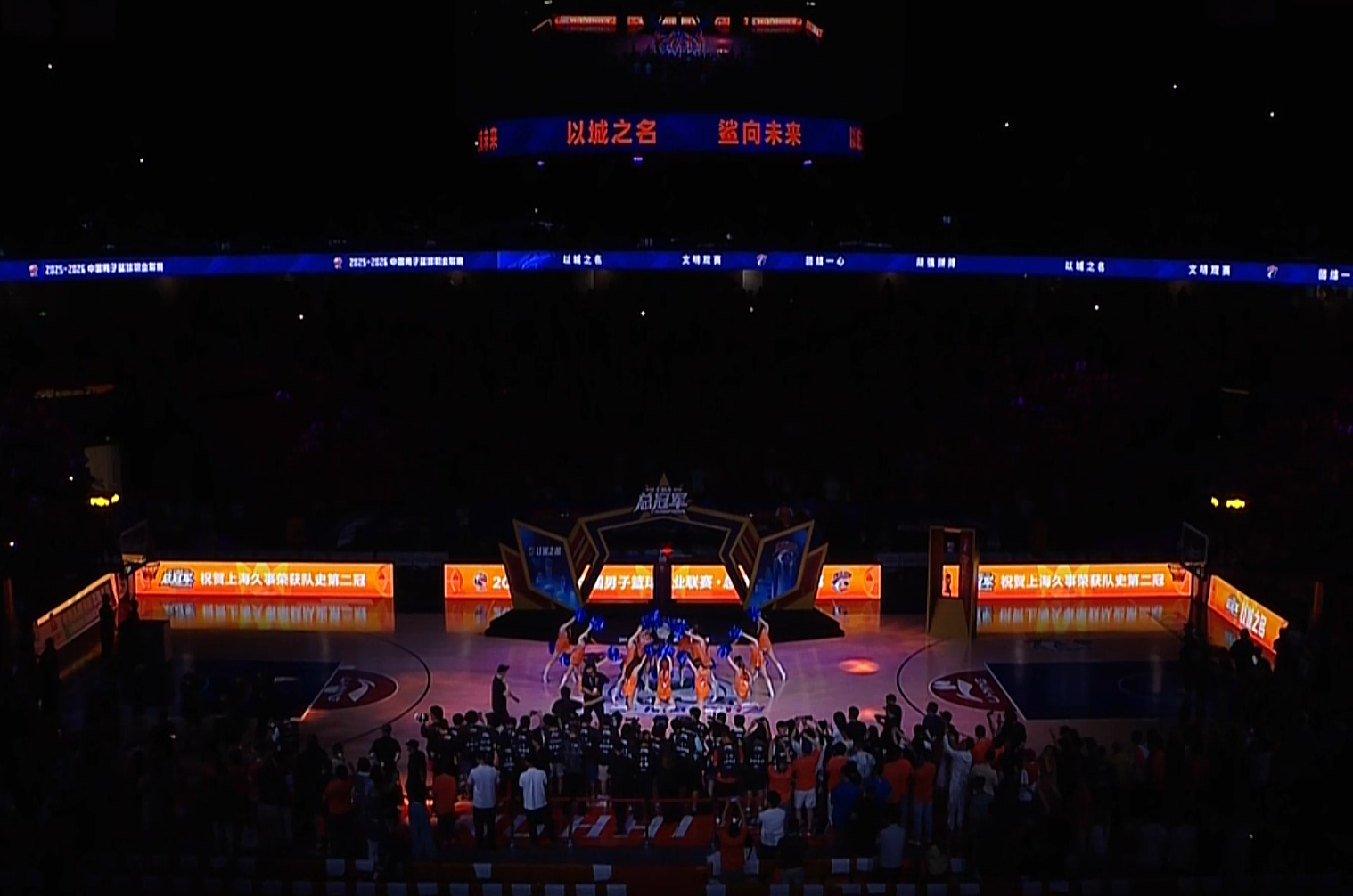 熊猫体育同样是NBA传奇巨星,为何科比营销害人,詹姆斯营销却无害?