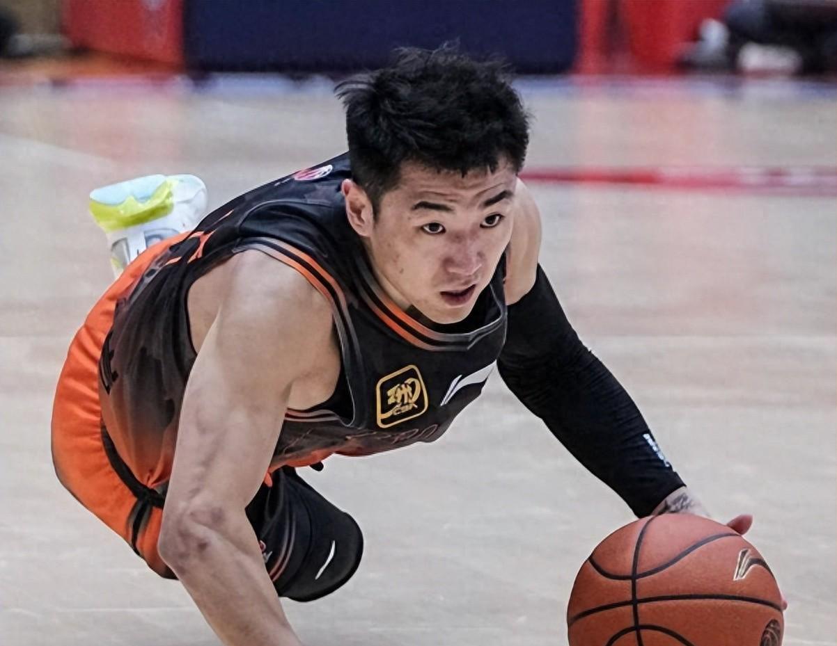 熊猫体育尼克斯冲击53年首冠,元祖体育电台WFAN收听暴增