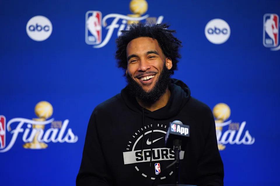熊猫体育NBA出手了!总决赛G5裁判!果然又是福斯特