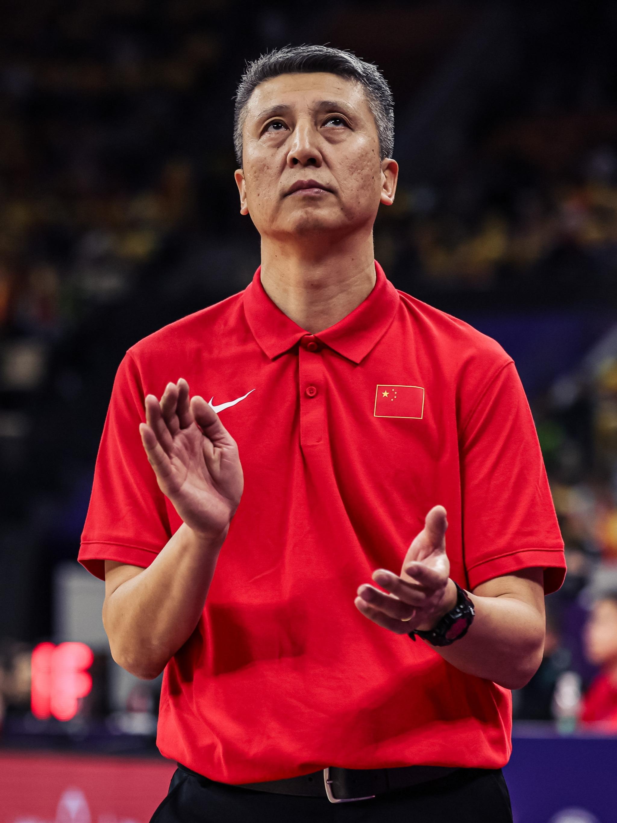 老板神预言全程应验!尼克斯时隔53年圆梦,夺得2026年NBA总冠军