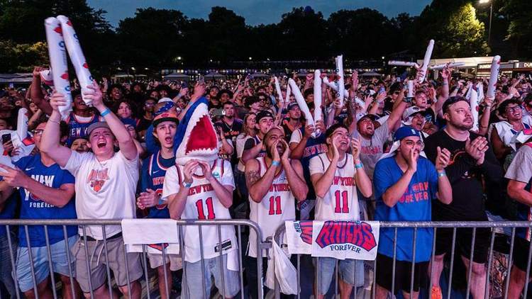 熊猫体育-NBA总决赛战报:福克斯一级恶犯!马刺16分优势变3分,卡斯尔7中0