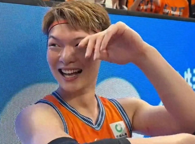 熊猫体育-尼克斯成NBA首支赛季双冠王