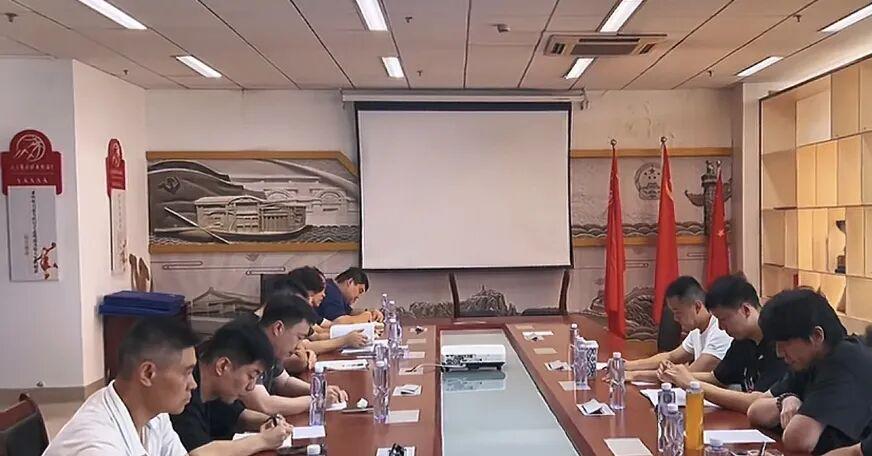 曝快船追杰伦布朗现三方交易框架
