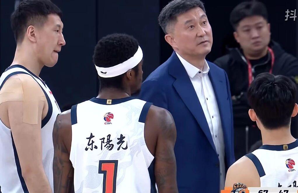 尽管季后赛五年内四次被库里淘汰出局,但哈登表现完胜库里?
