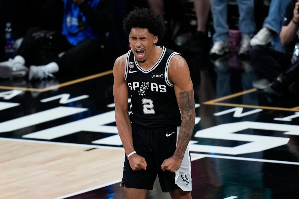 NBA总决G5邀米奇·盖顿赛前唱国歌